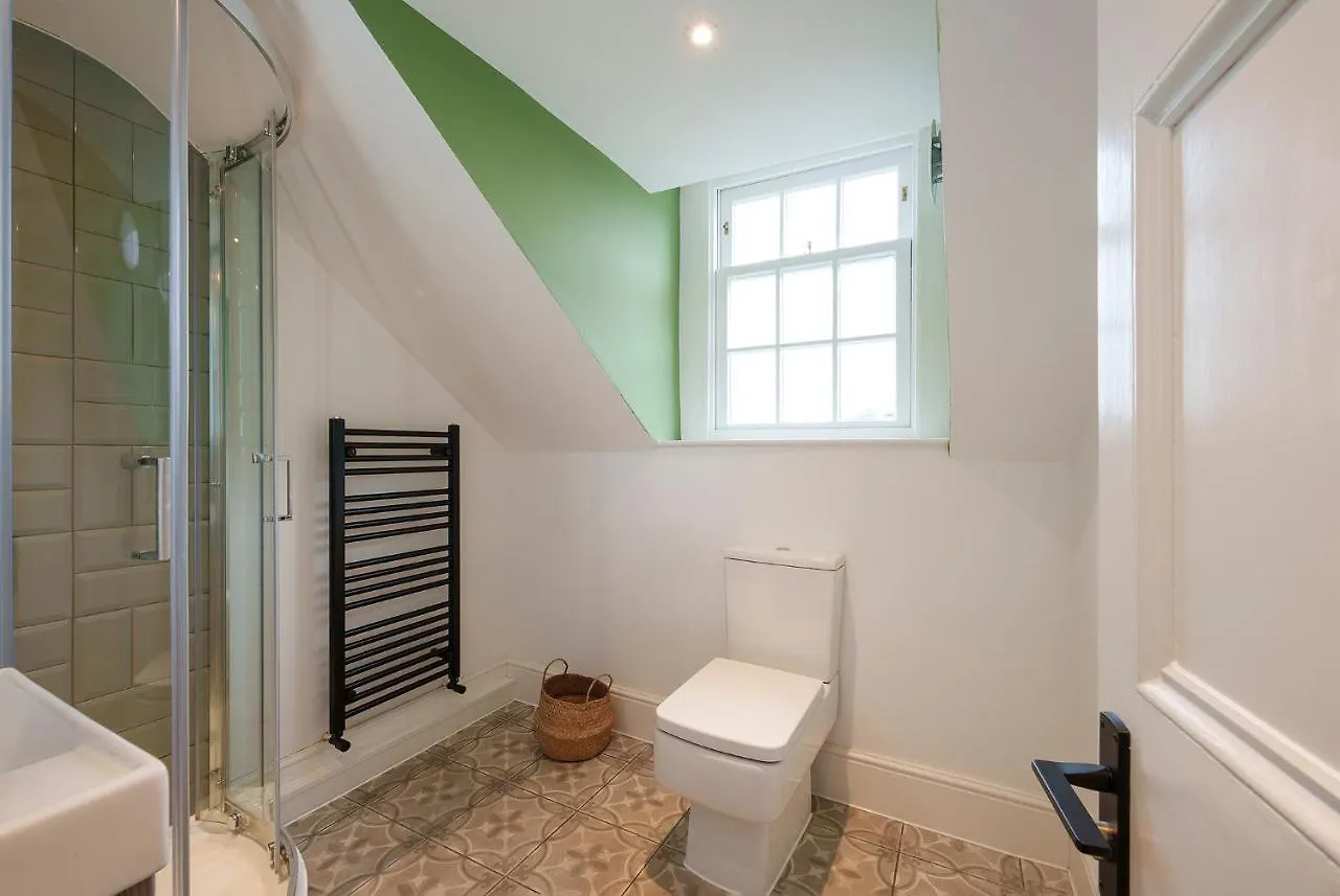 The Steam House - 3 Bedroom Townhouse In Bath By Mint Stays 0*,