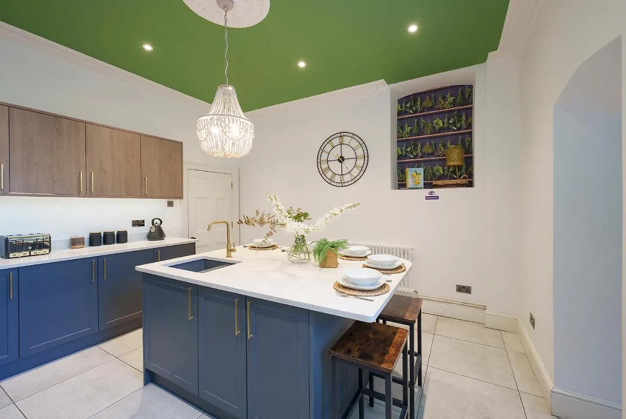 The Steam House - 3 Bedroom Townhouse In Bath By Mint Stays